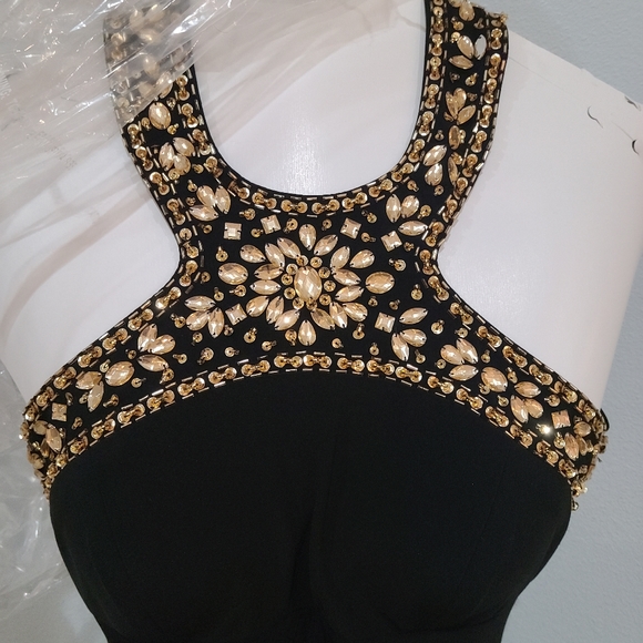 Black and Gold Dress - Picture 3 of 3